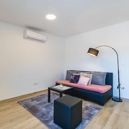 Apartment Finta Rogotin Exteriér fotografie