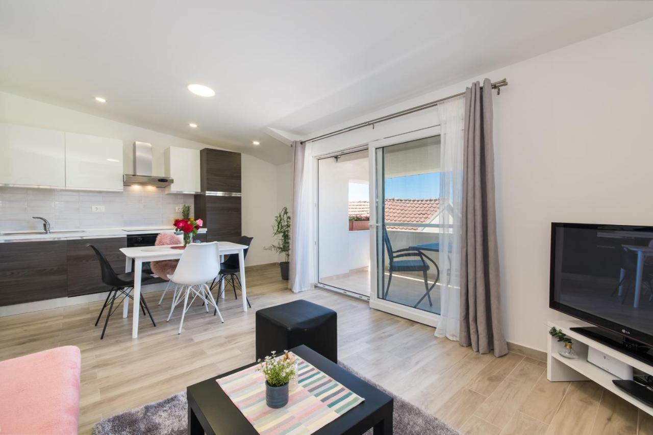 Apartment Finta Rogotin Exteriér fotografie